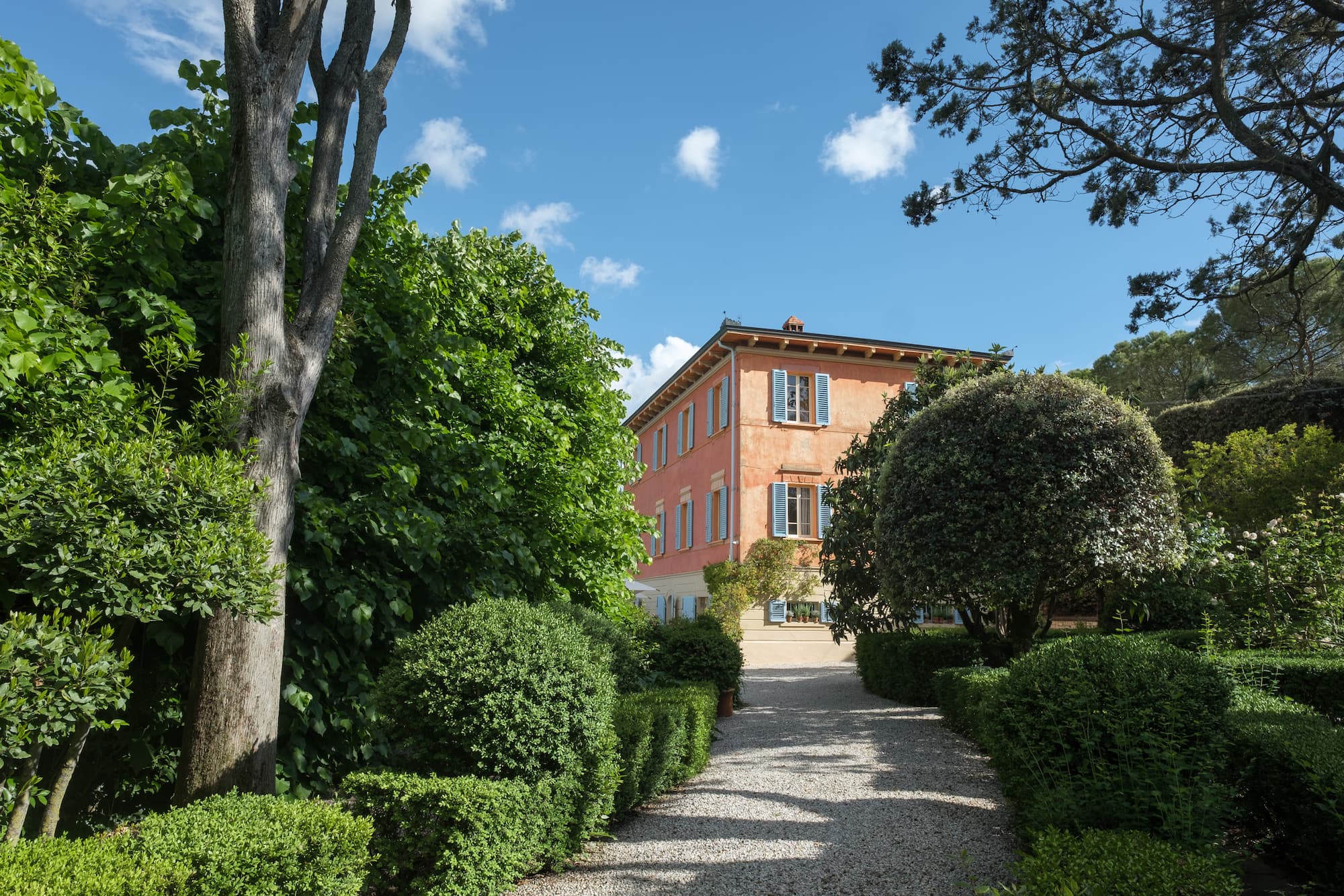 Tuscan Escape