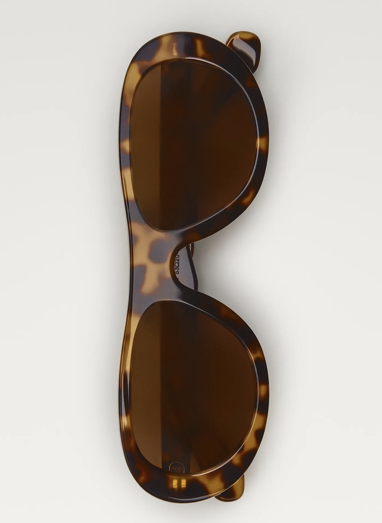 Oval sunglasses